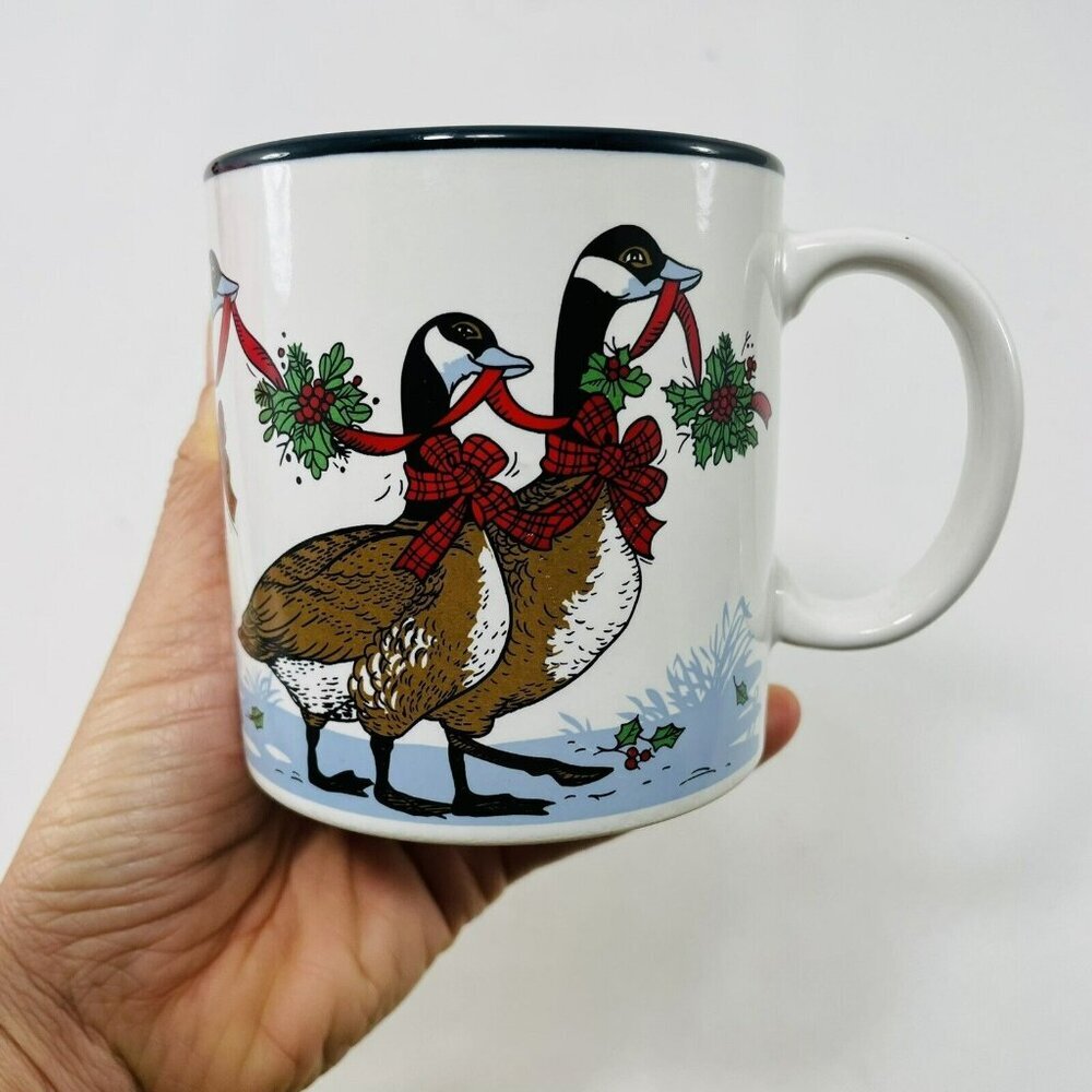 Vintage Potpourri Mug Christmas Geese Duck Mistletoe Country Farmhouse Japan